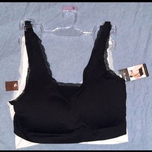 2 pack of sports bras